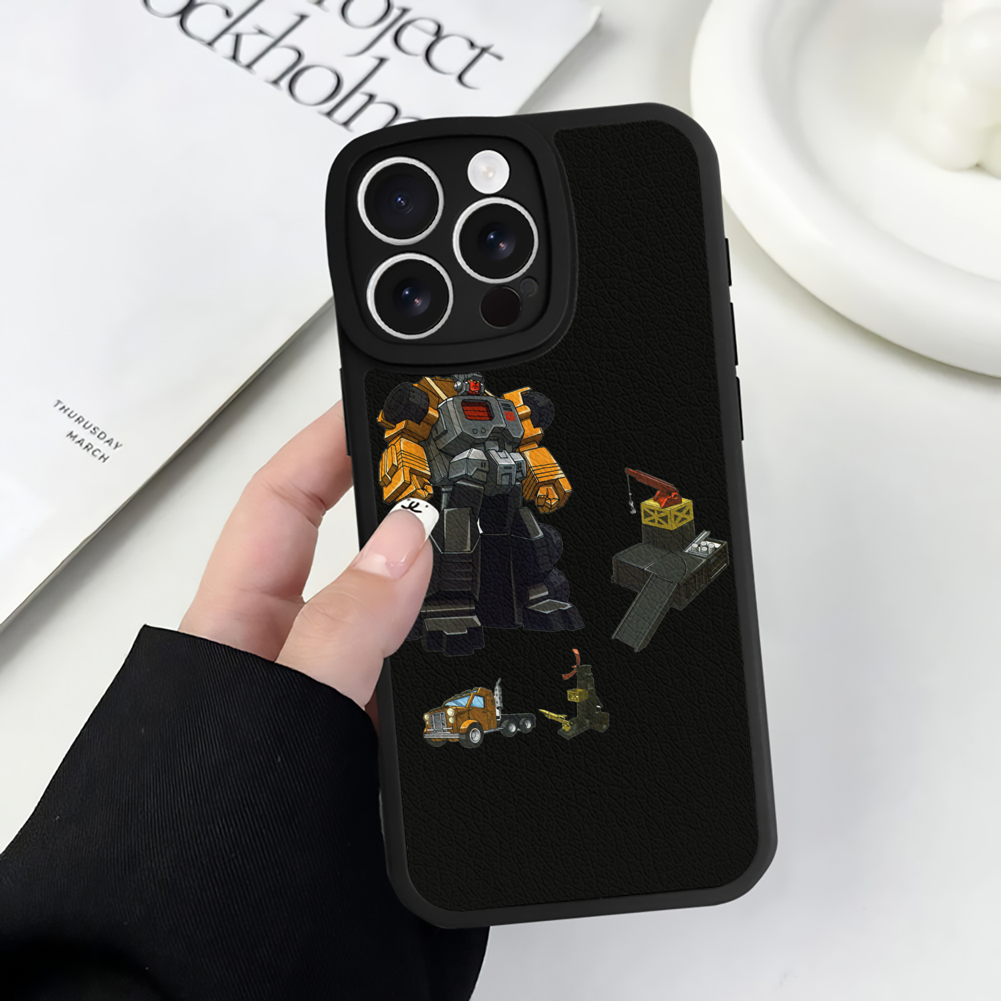 （画像用）  【iPhone 16シリーズ対応】シリコンスマホケース（レザー調） 材質：シリコン